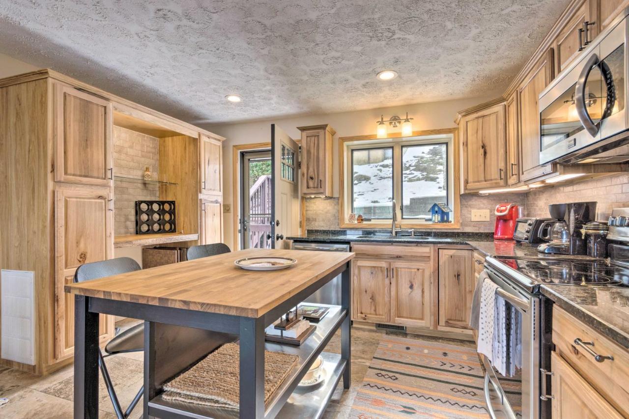Beech Mountain Retreat With Pool Access Near Slopes! Villa Exterior photo